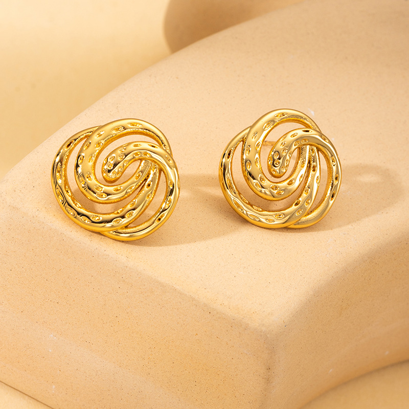 Rotating Flower Stud Earrings