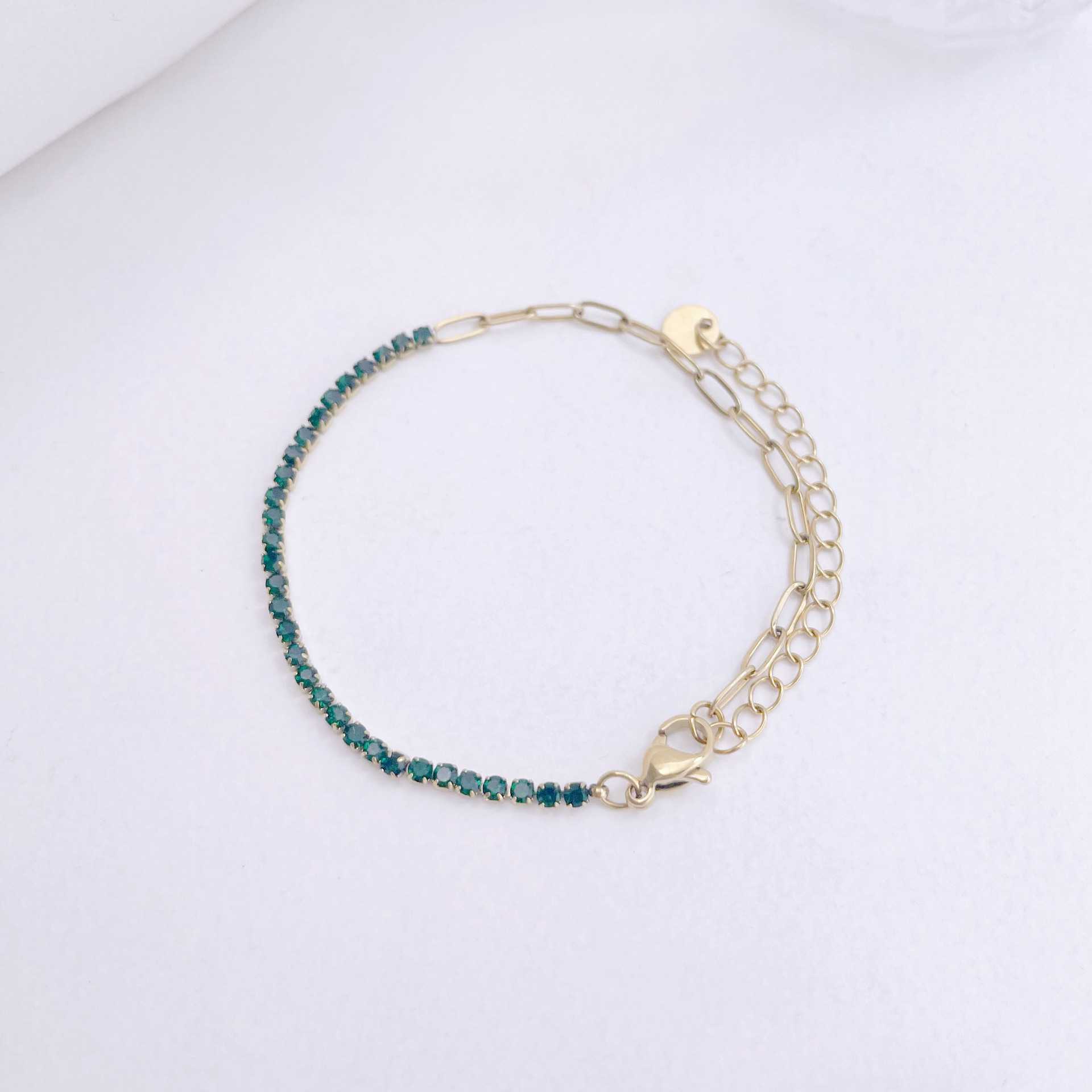 Half green diamond bracelet gold