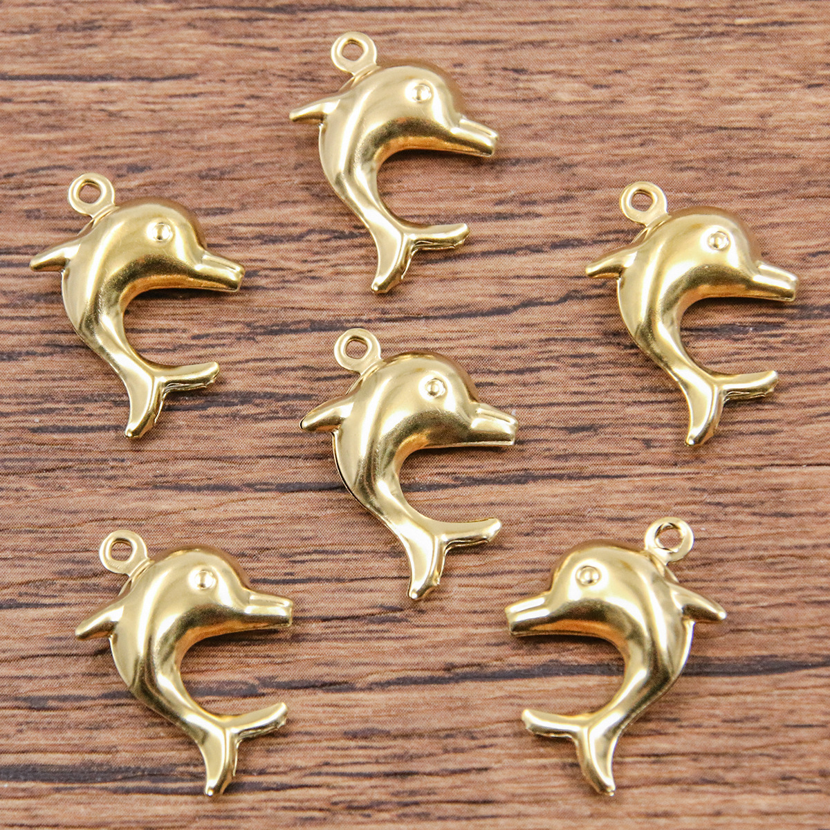 Golden dolphin 15x20mm