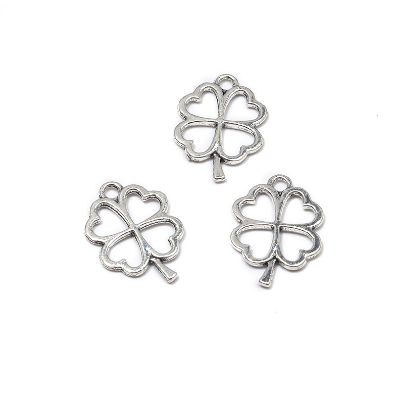 Four-leaf clover 17x24x2mm