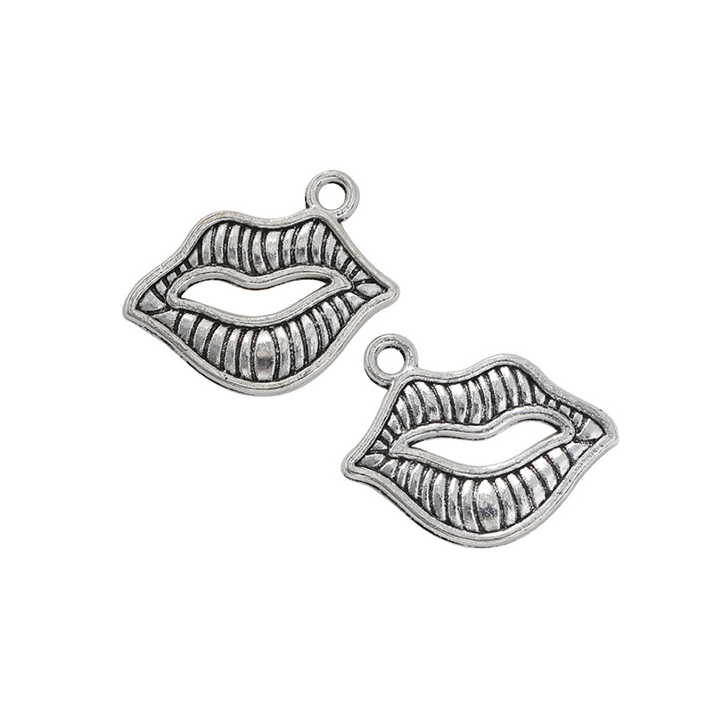 antique silver lips 24×20mm2.4g