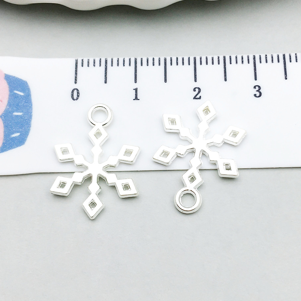 1 bright silver christmas snowflake 14*19mm-0.6g-20037