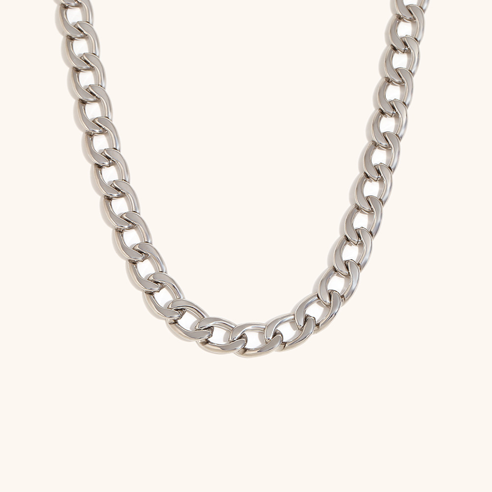 Simple basic polished chain-steel color