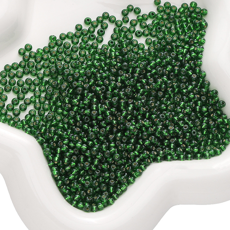 Emerald green 3mm 10g/pack about 300 pieces