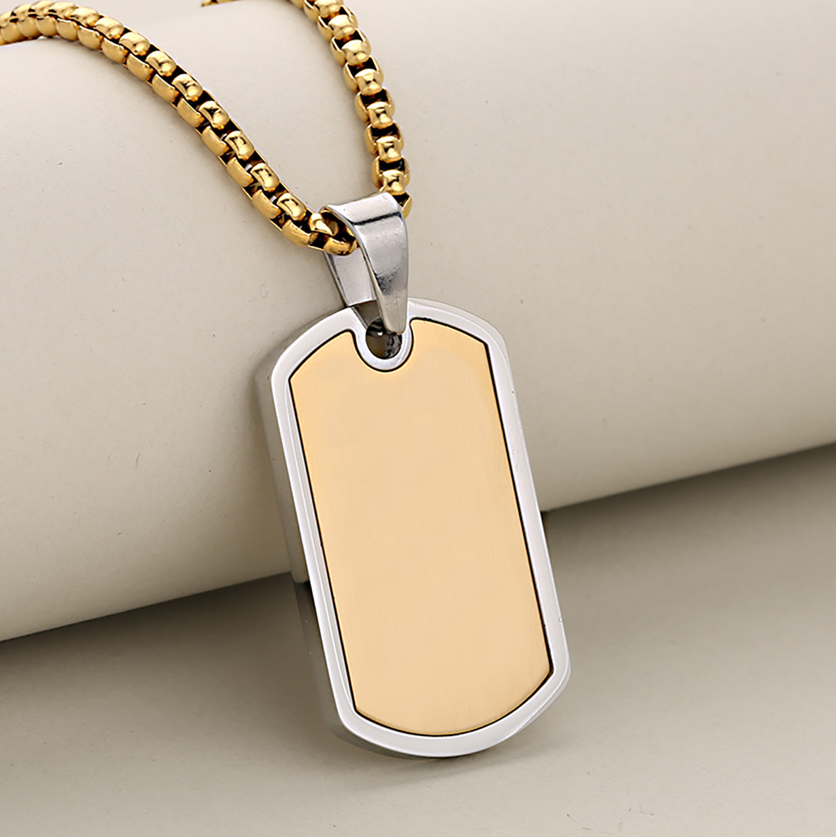 Gold   silver (single pendant)