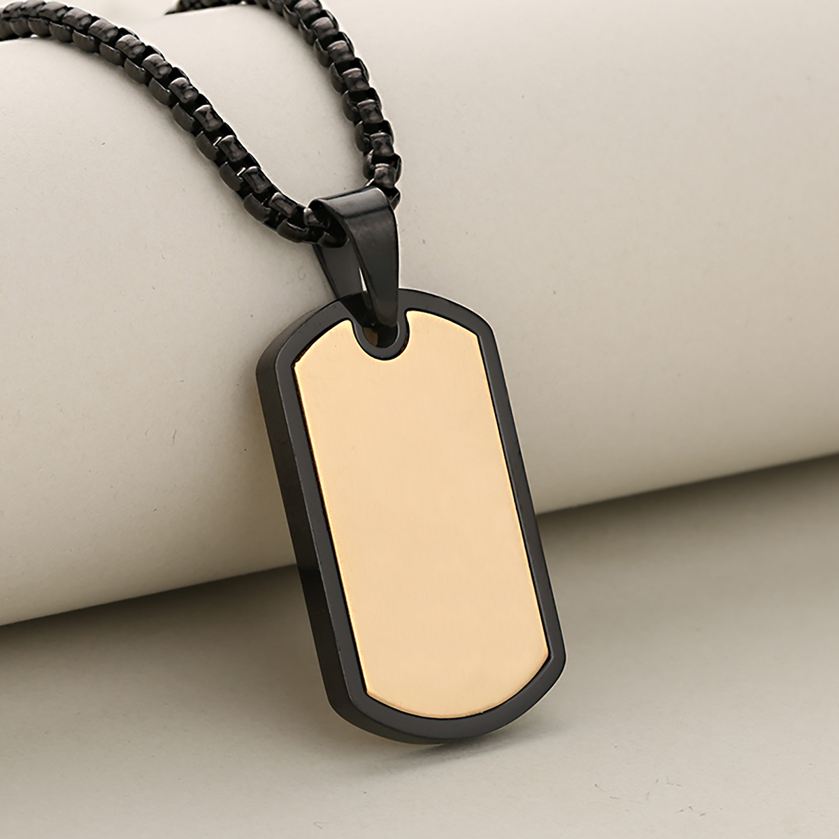 Gold   black (single pendant)