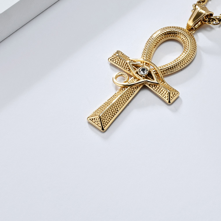 Gold single pendant