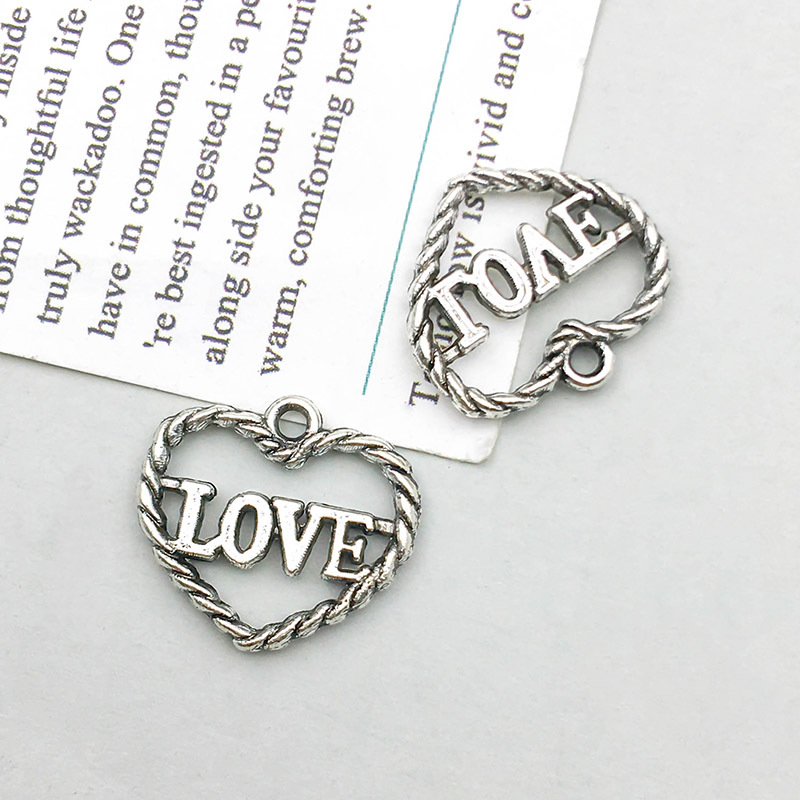 1 antique Silver Peach heart letter love15 * 14mm-0.7g-10902