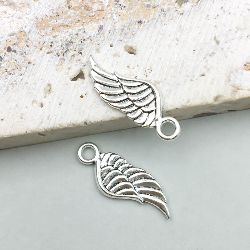 1 feather wings 8*22mm-0.6g-10052