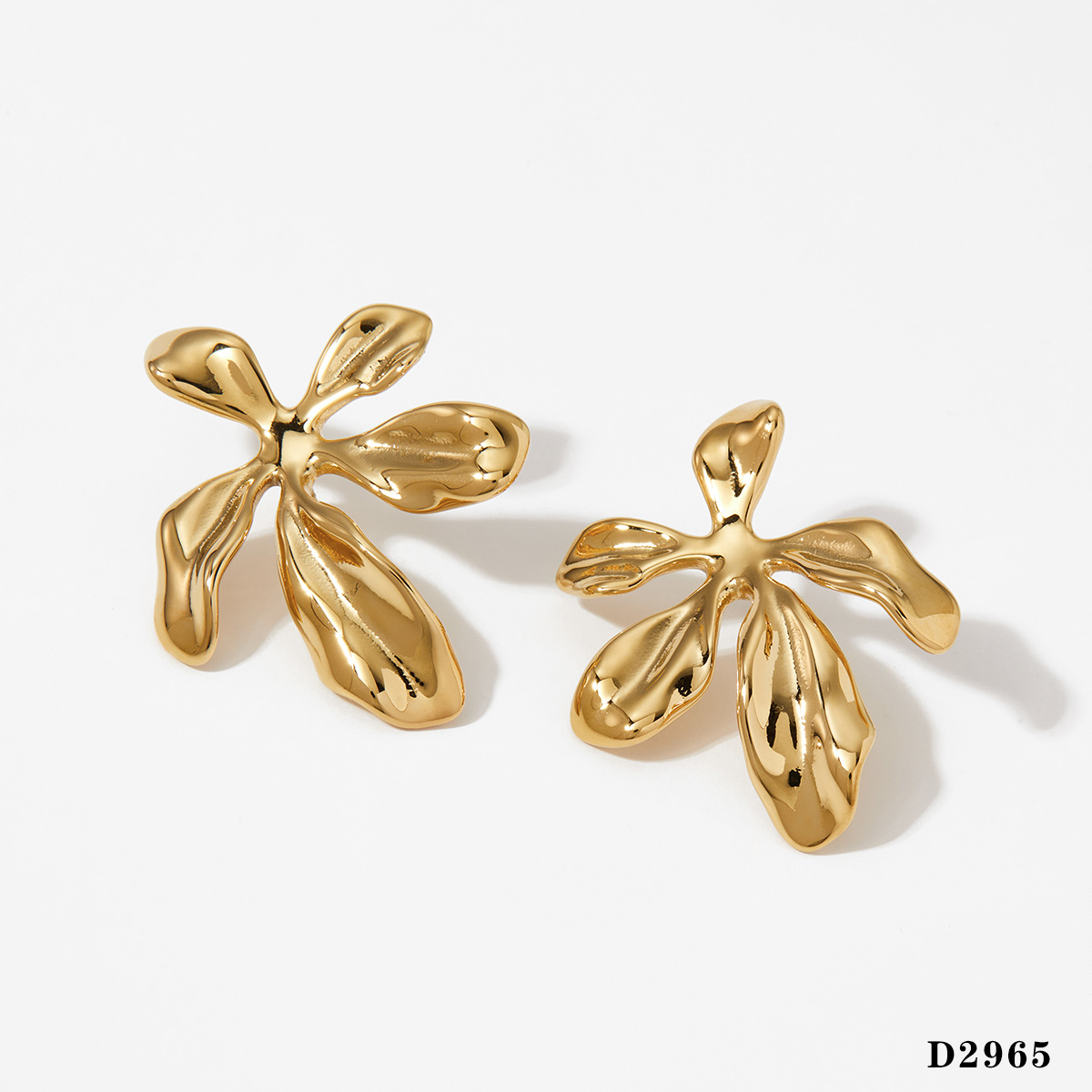 Gold earrings d2965