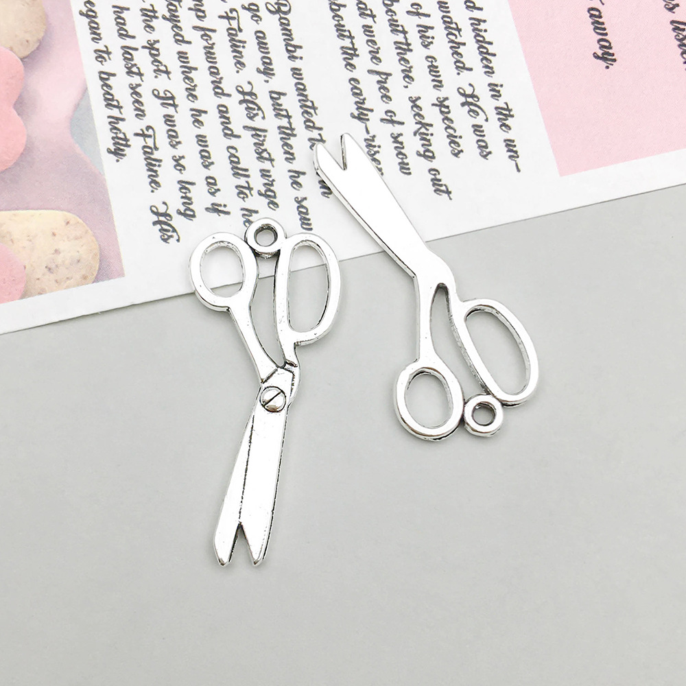 1 antique silver scissors 14*32mm-1g-8709