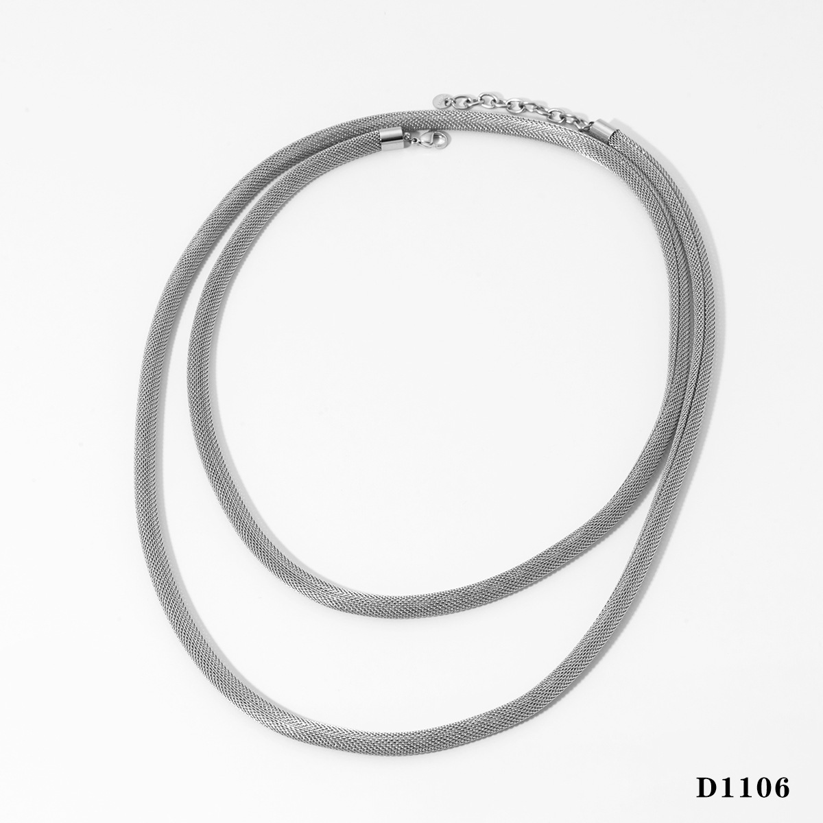 Silver necklace d1106