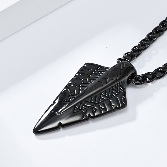 Black (single pendant)