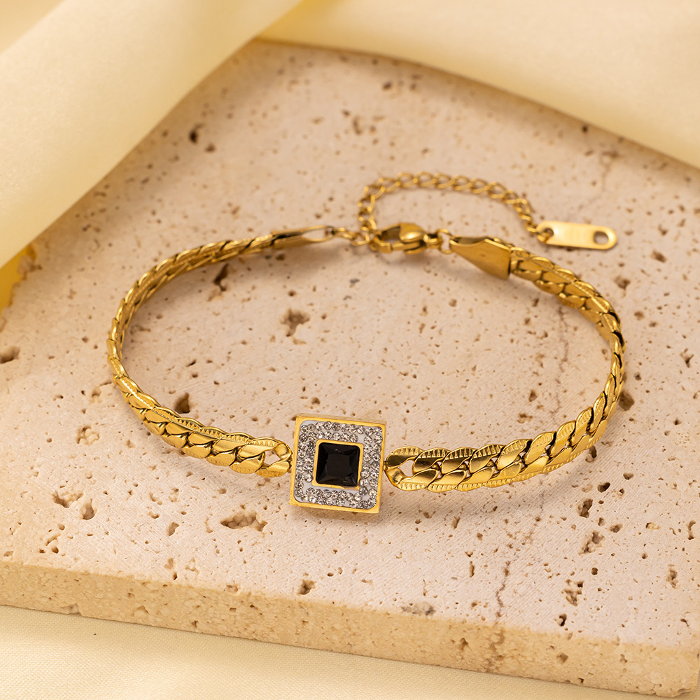 TSE2035 square black diamond bracelet gold