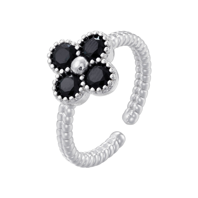 White gold black diamond twist edge four-leaf clover ring