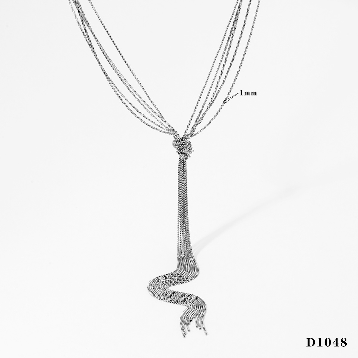 Silver necklace d1048