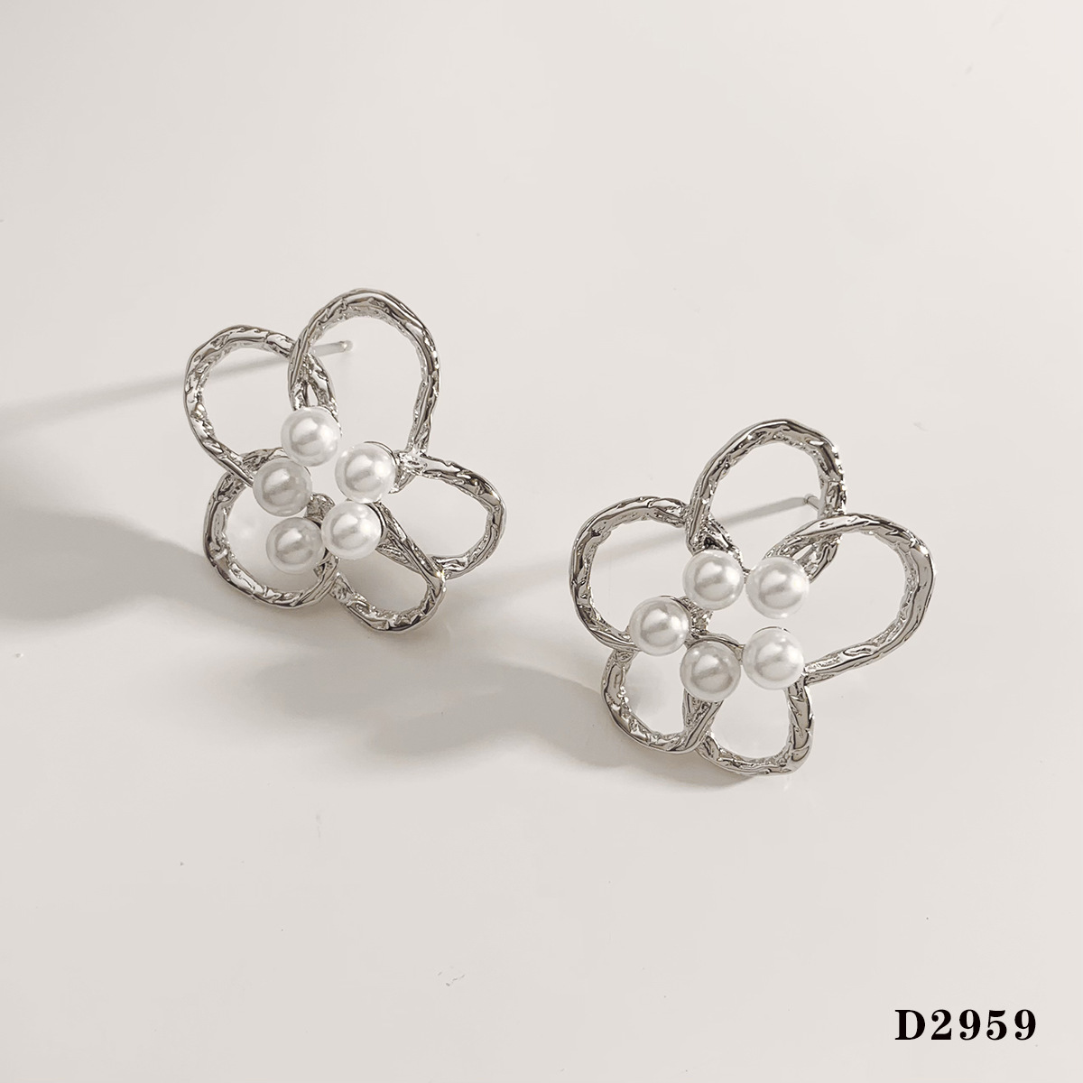 Silver flower earrings d2959