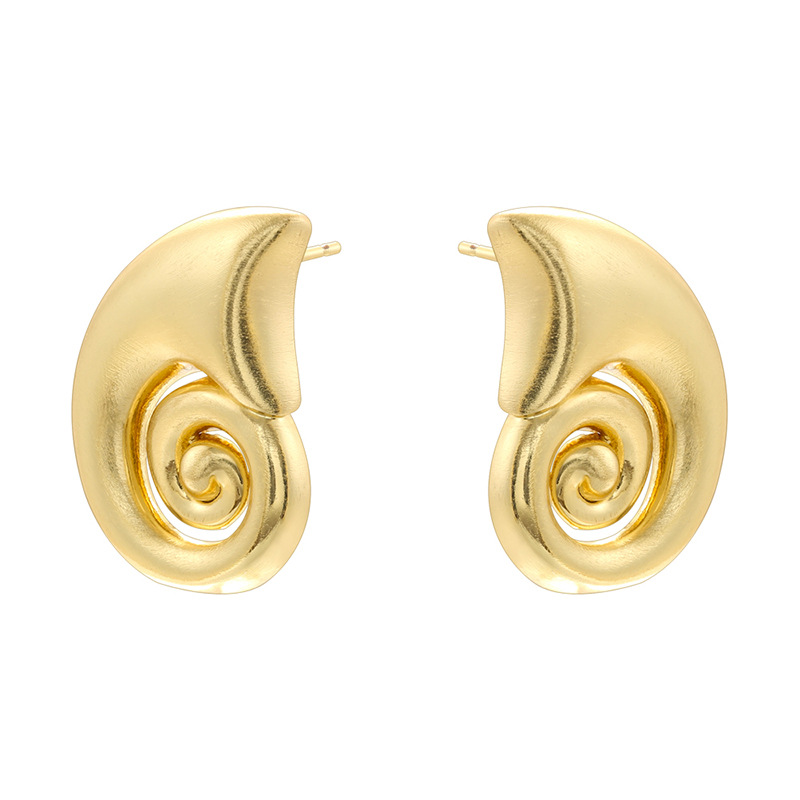 Ve1608 gold frosted conch earrings 1 pair