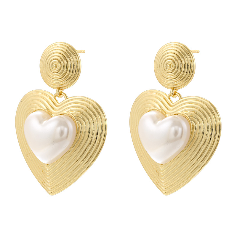 Ve1610 gold pearl love earrings 1 pair