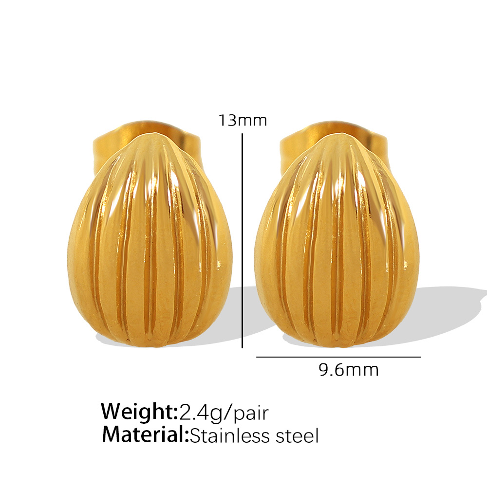 EH227 gold stud earrings