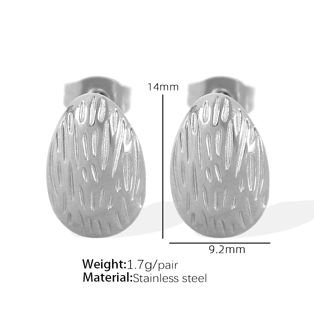 EH228 silver stud earrings