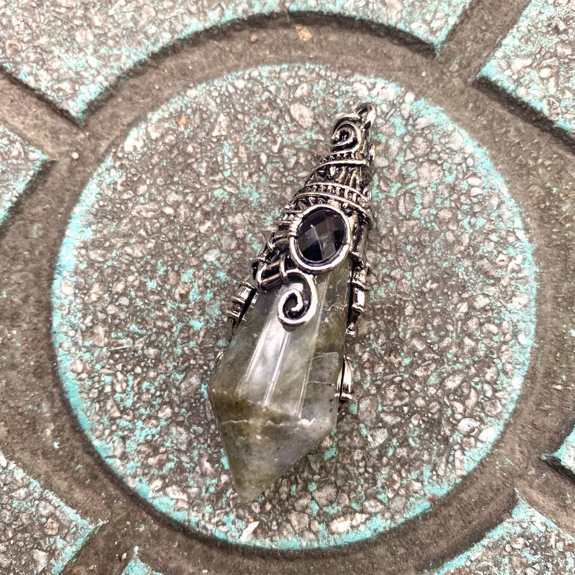 Antique silver color labradorite