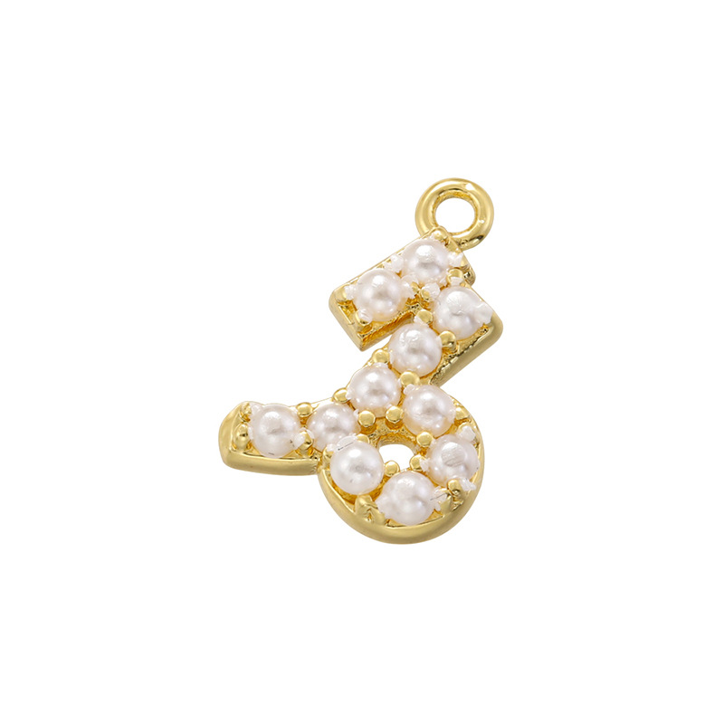 Gold capricorn pearl pendant