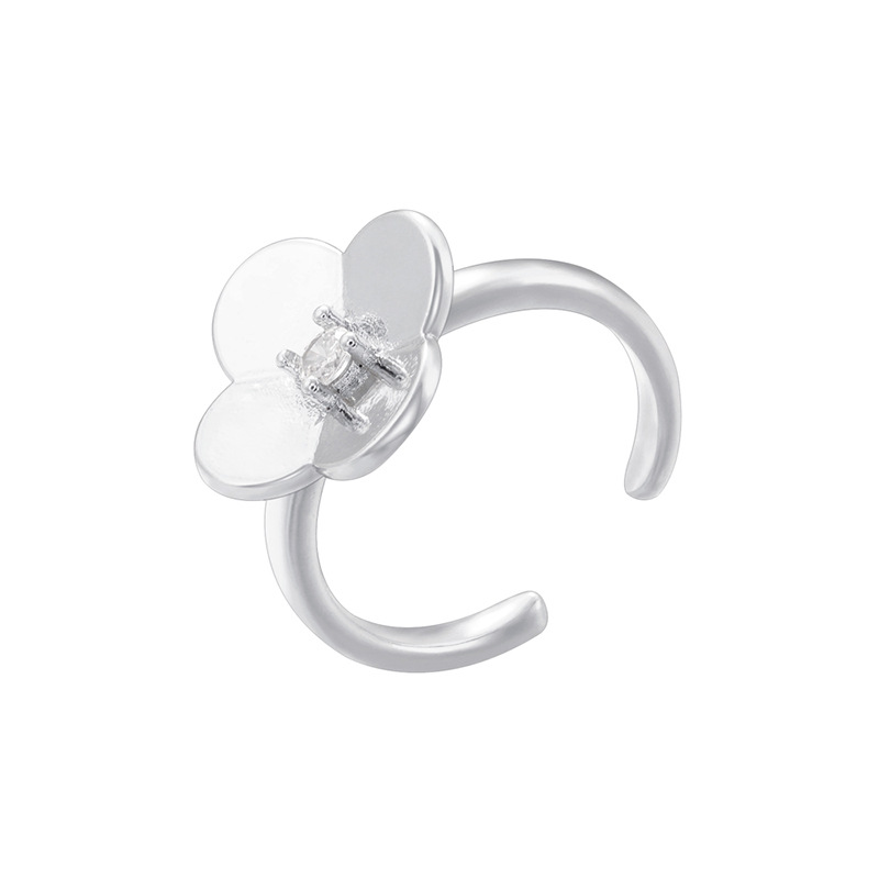 Vj705 white gold four-leaf clover ring