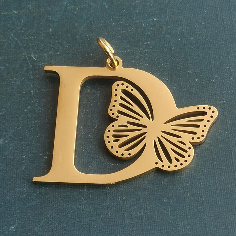 D gold pendant