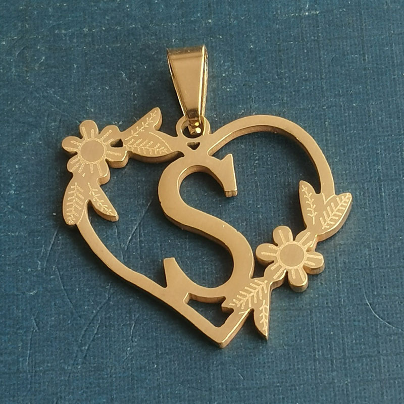 S gold pendant