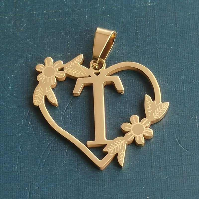 T gold pendant