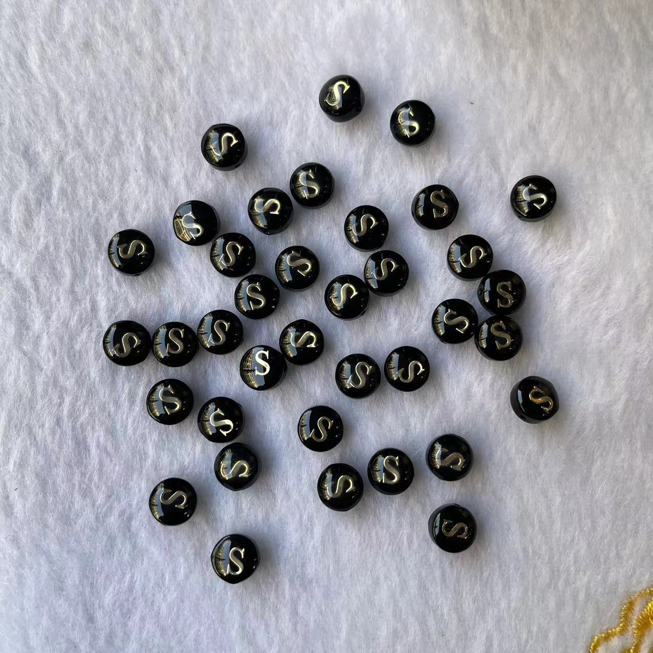 Letter S (10 pieces per bag)