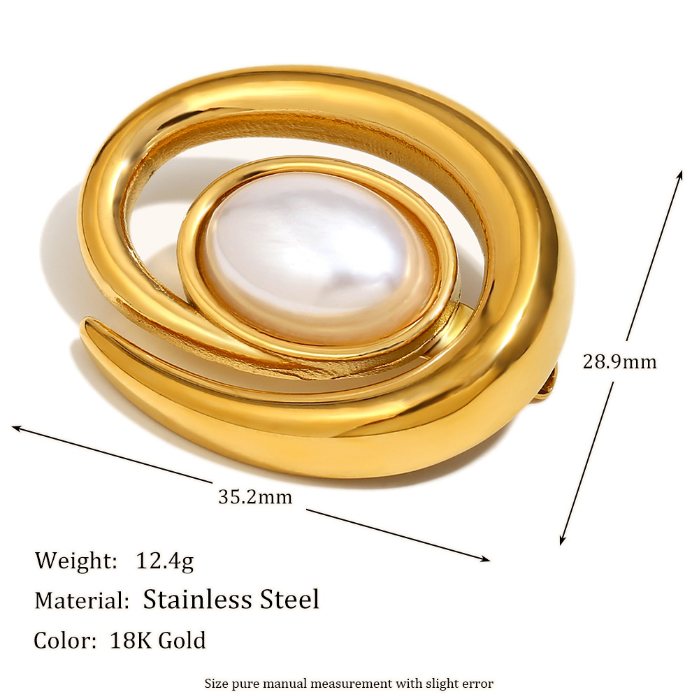 Conch pearl brooch-gold