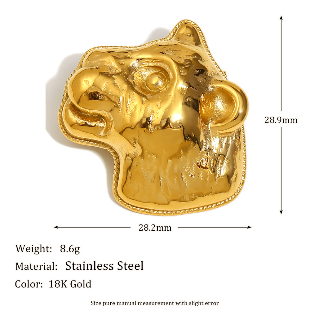 Lion head brooch-gold