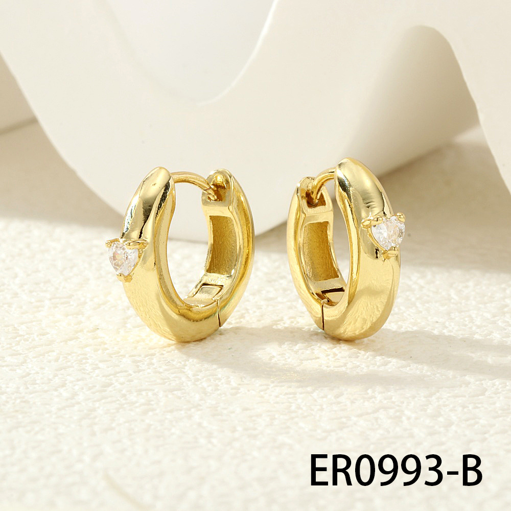 ER0993- Heart Zircon