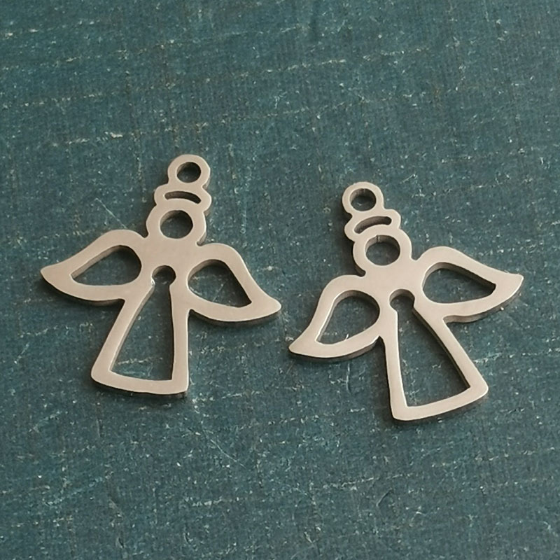 Silver pendant (769)