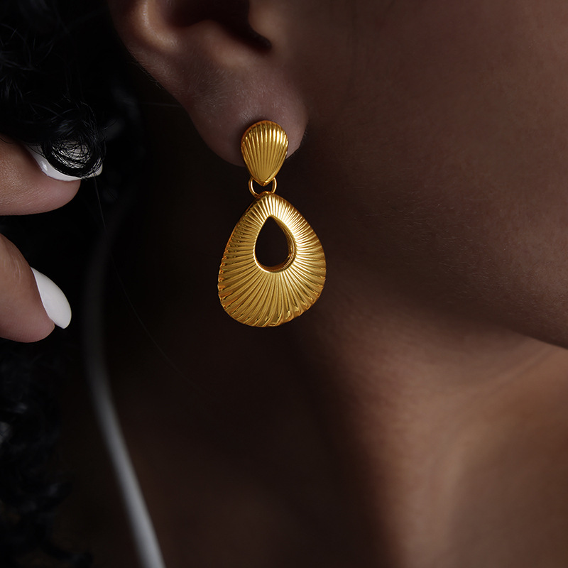 F871-Gold Earrings