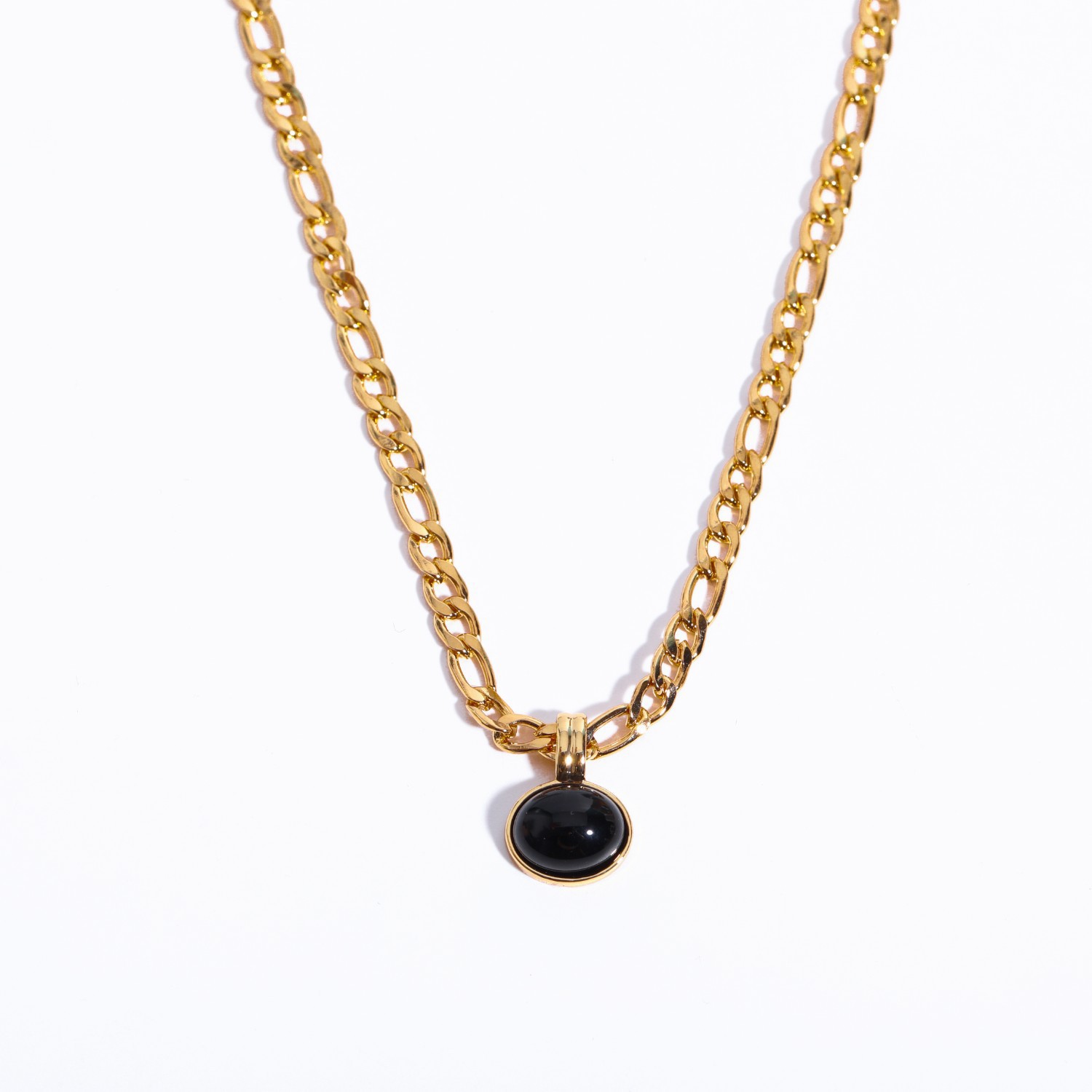 Black single-layer necklace