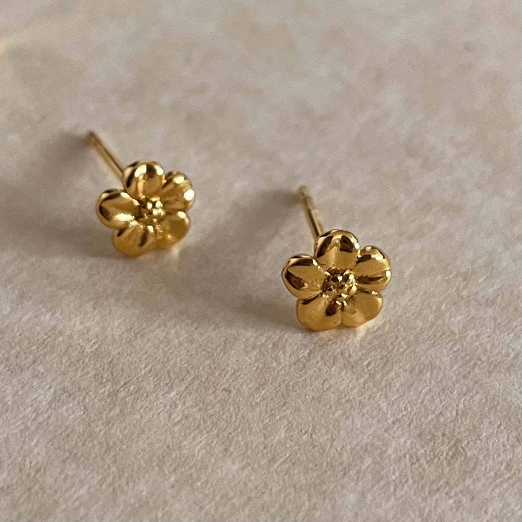 Hibiscus Golden Stud Earrings