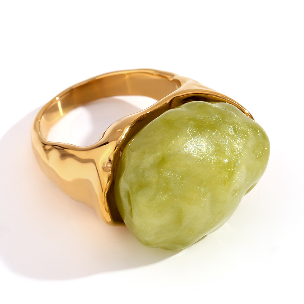 Acrylic shaped main stone vintage ring-gold light green