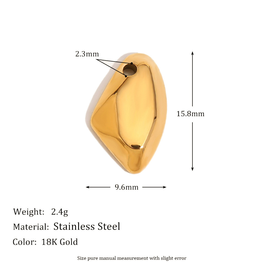 Three-dimensional cutting abstract pattern pendant-gold