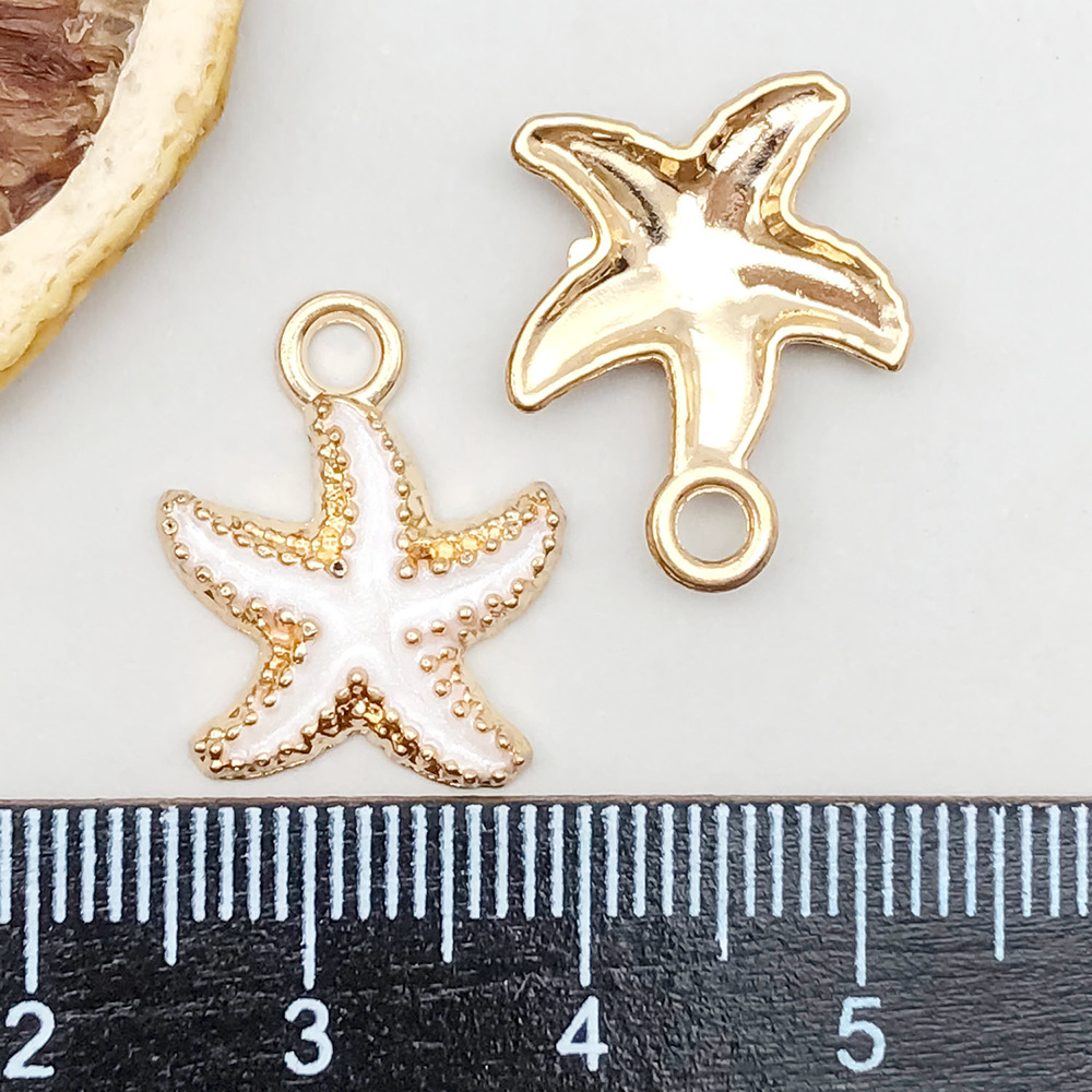 1 dripping white starfish 15*18mm-1.1g-8609