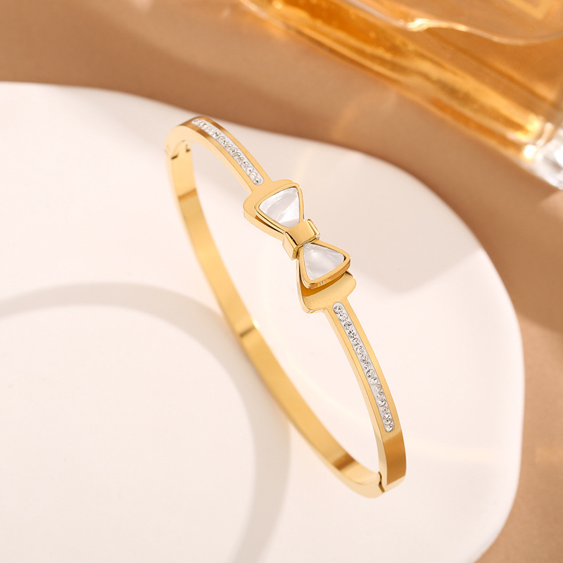 Z276 bow Diamond Bracelet Gold