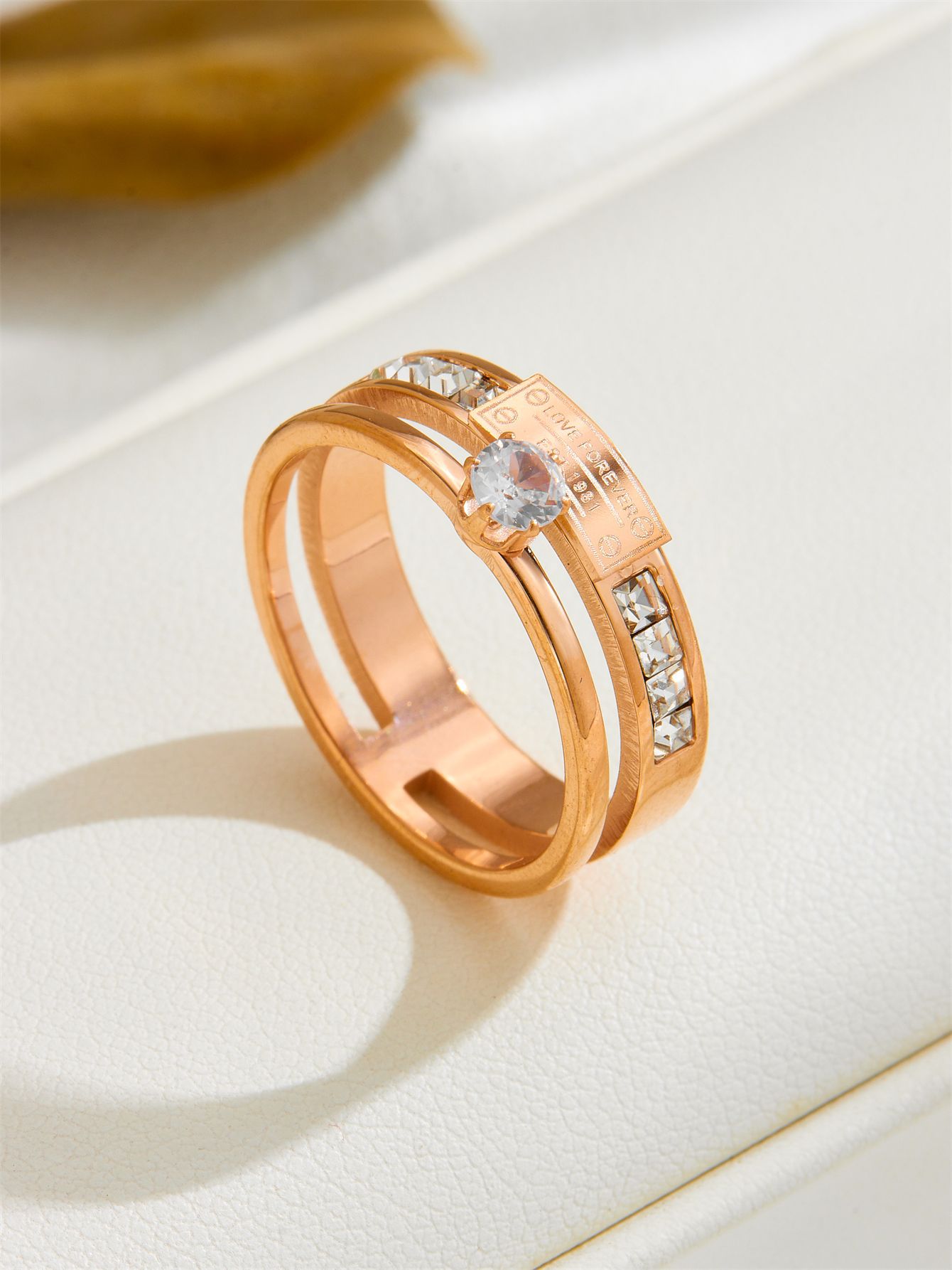 D211 rose gold ring