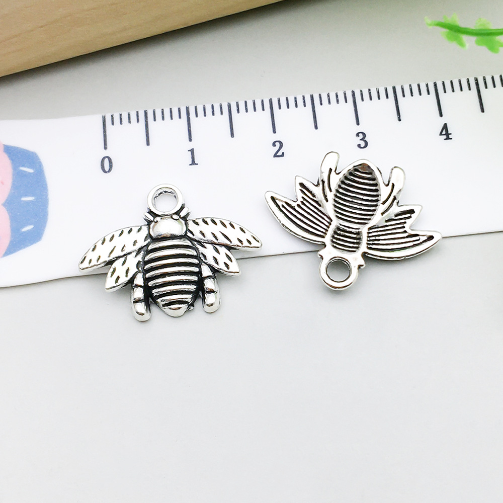 antique silver bee 16*20mm-2.3g-7390