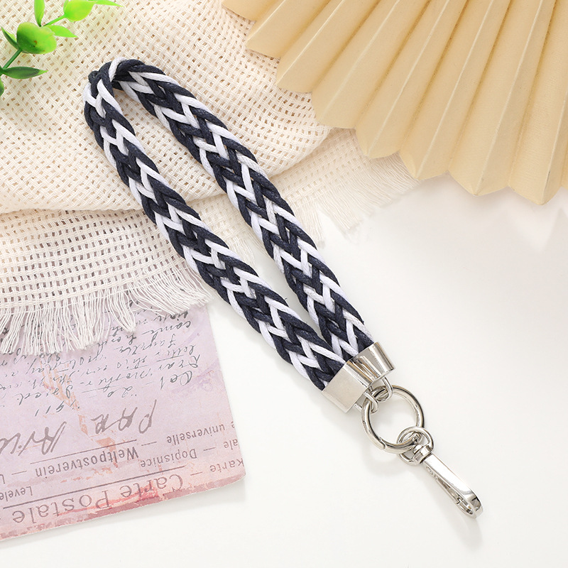 K2505 woven belt pendant black and white