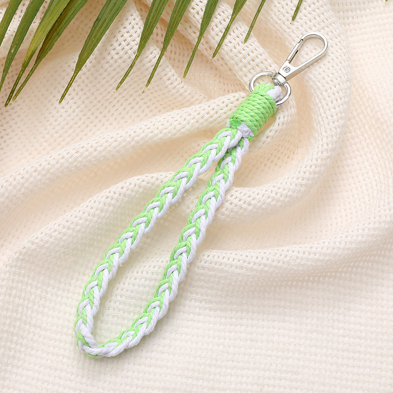 K2621 three-strand braid pendant green and white