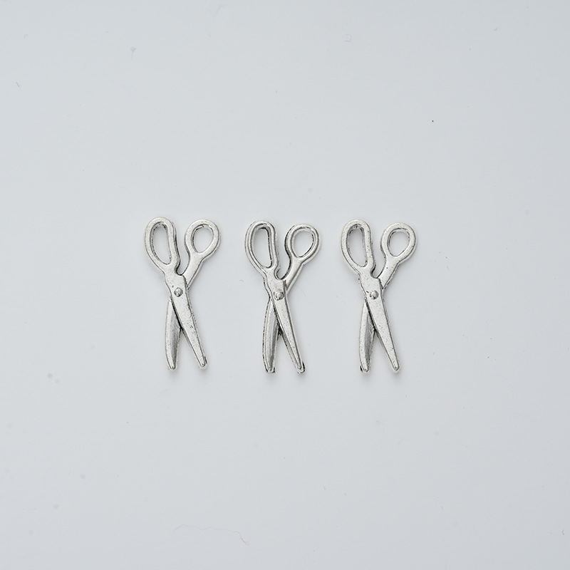 Scissors 17.5x9x1mm