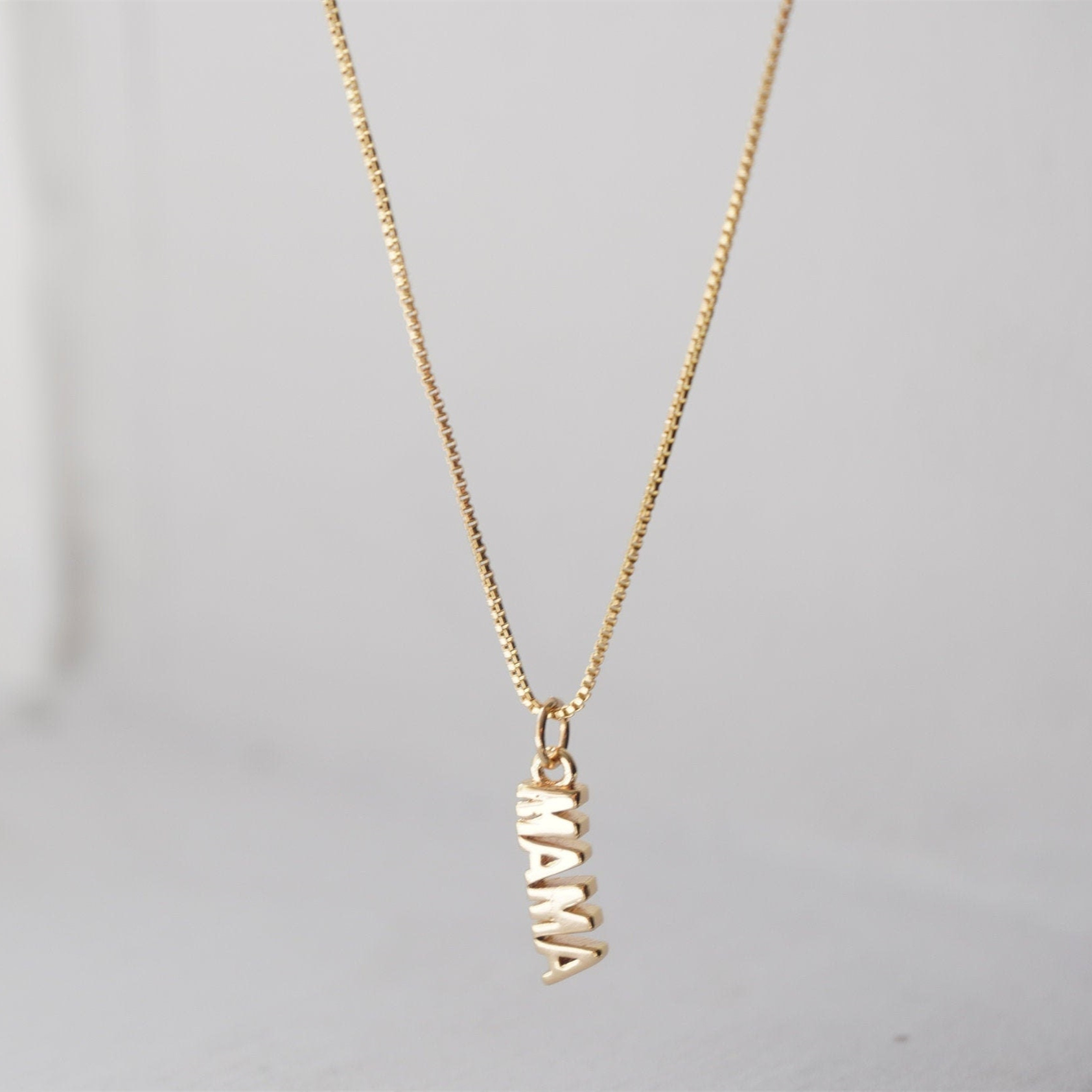 Gold necklace (box chain)