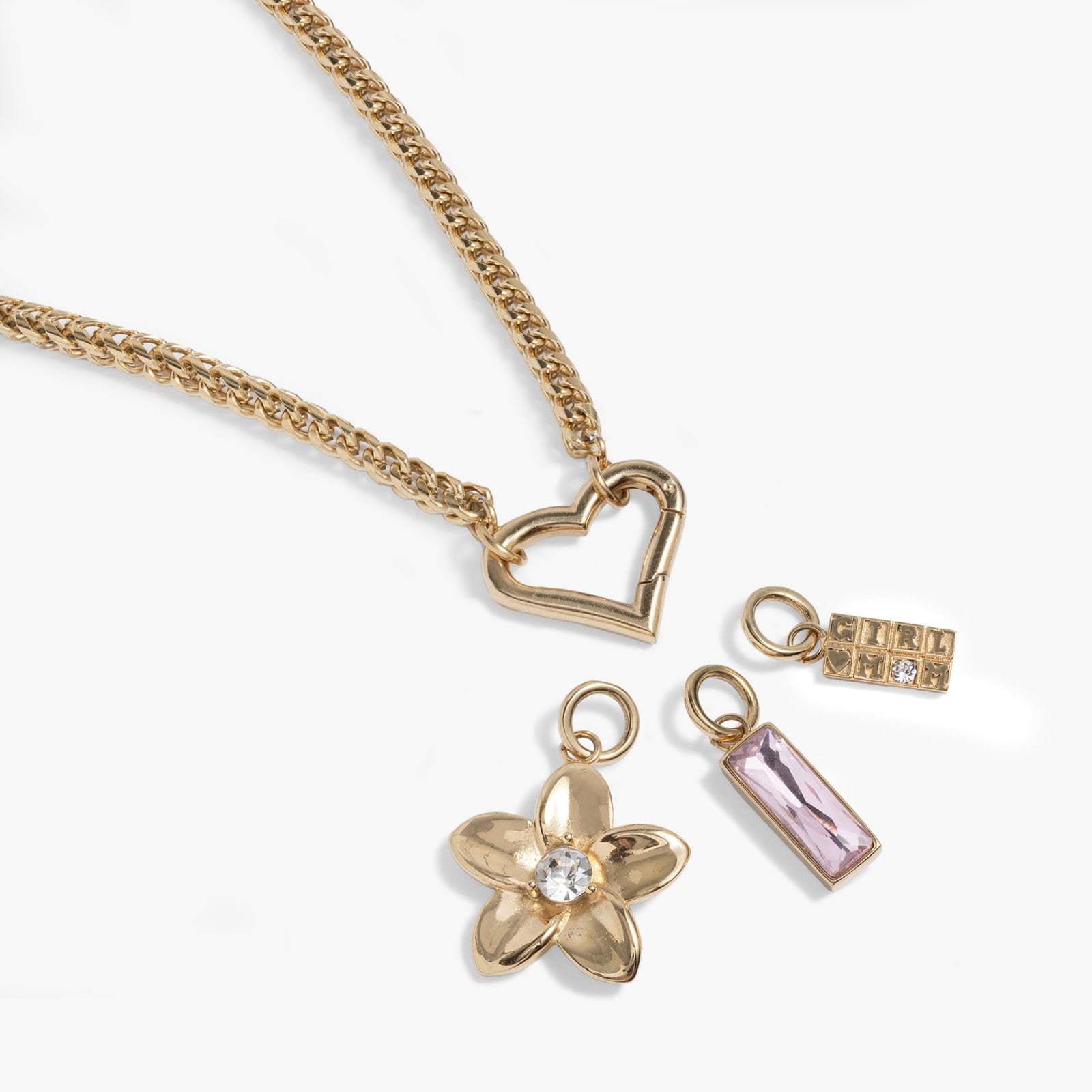 Love gold individual necklace